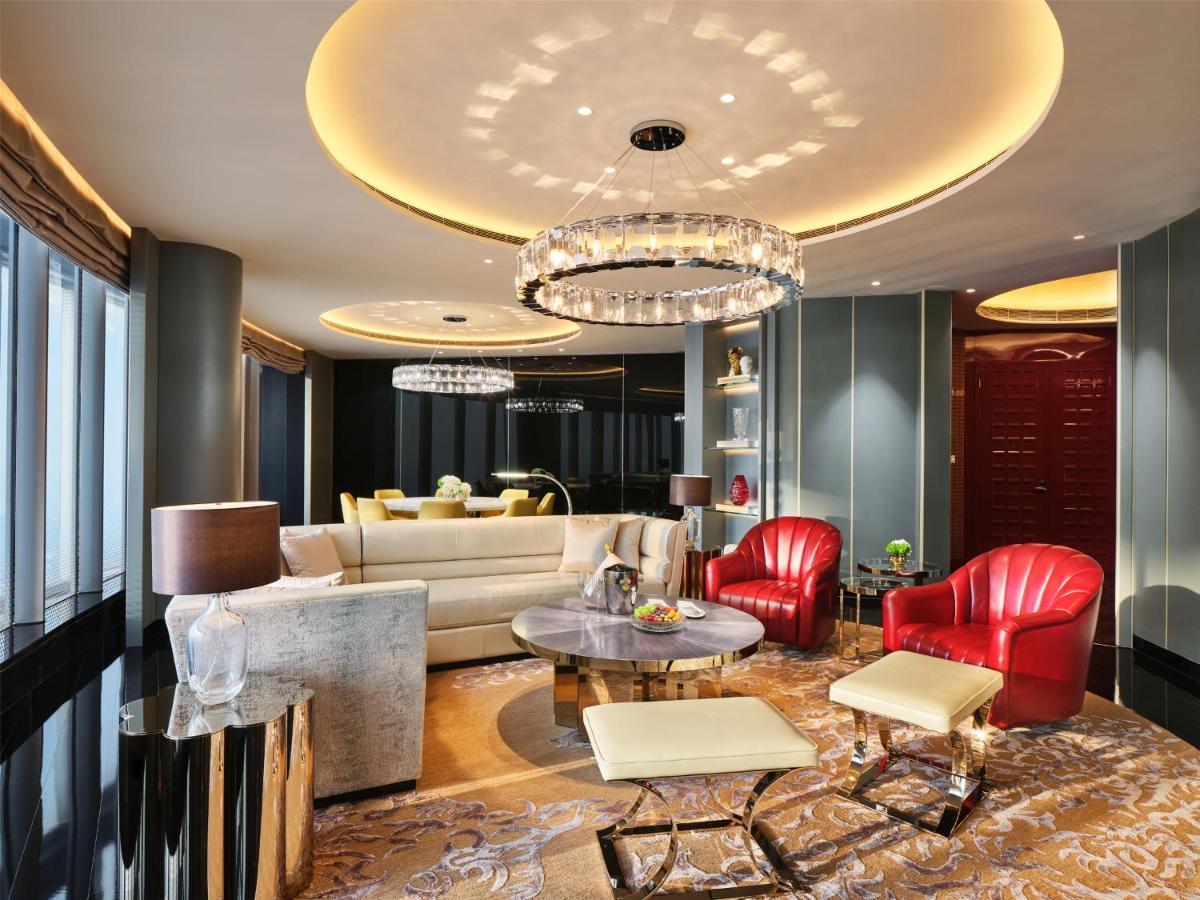 J Hotel, Shanghai Tower - Above All Else, Overlooking The Bund Buitenkant foto