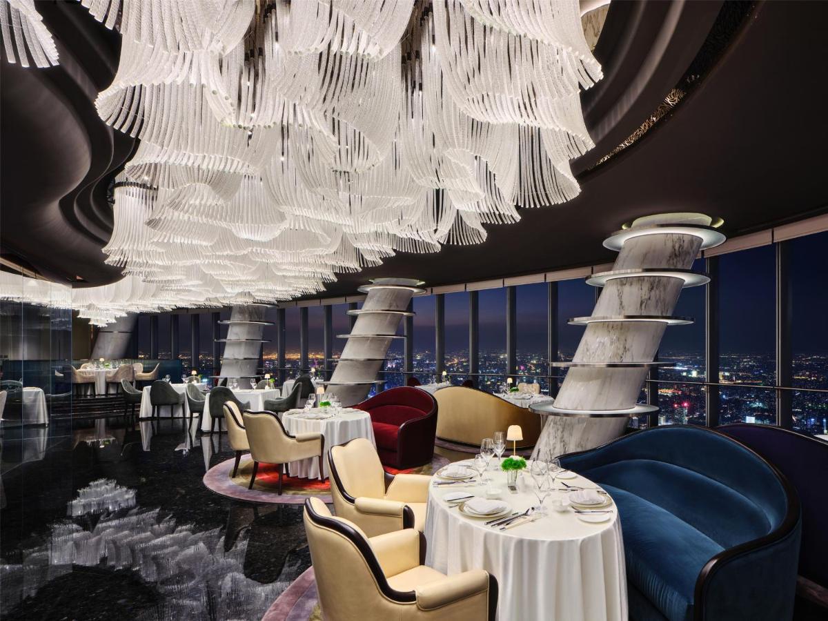 J Hotel, Shanghai Tower - Above All Else, Overlooking The Bund Buitenkant foto
